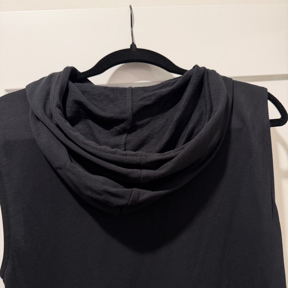 Black Sleeveless Hoodie Midi Dress - Picture 5 of 5